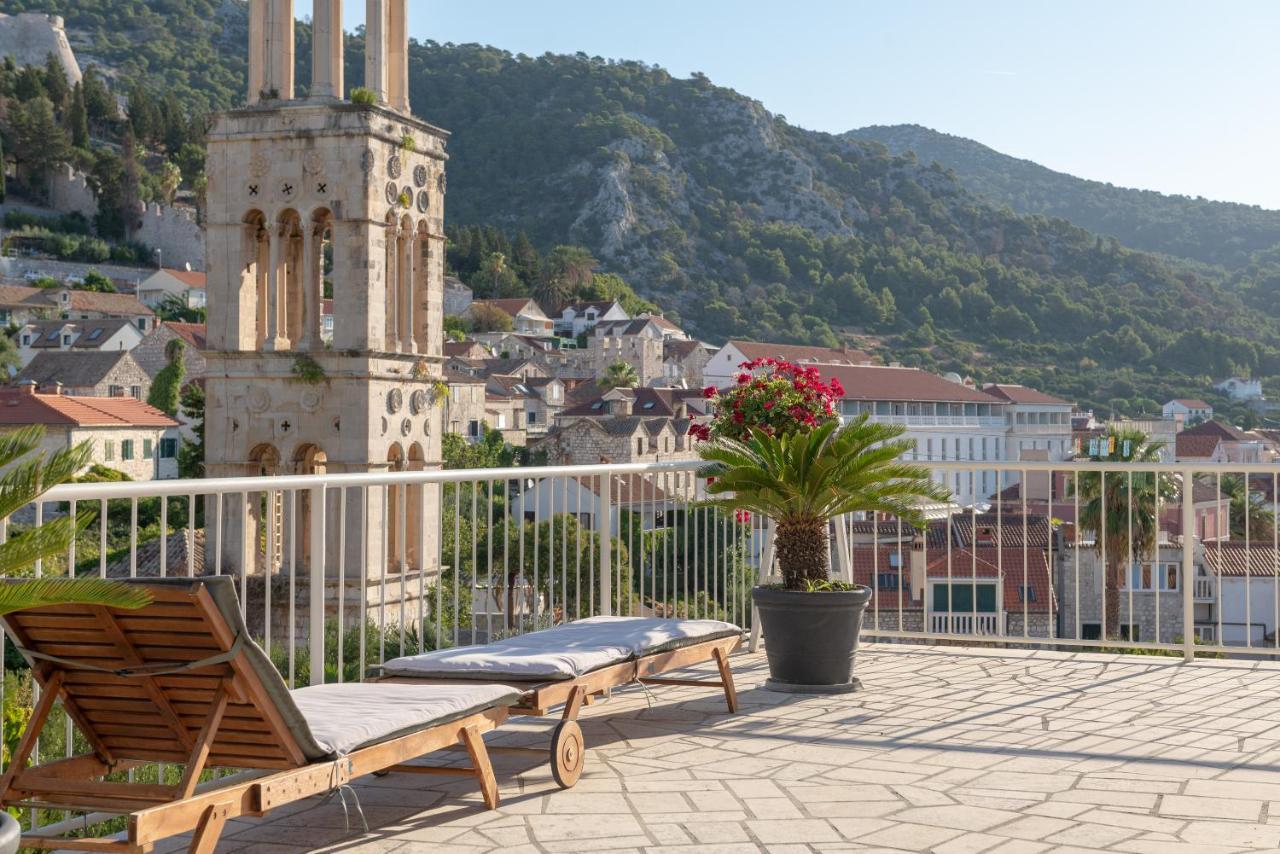 Apartments Olive Tree Đảo Hvar Ngoại thất bức ảnh